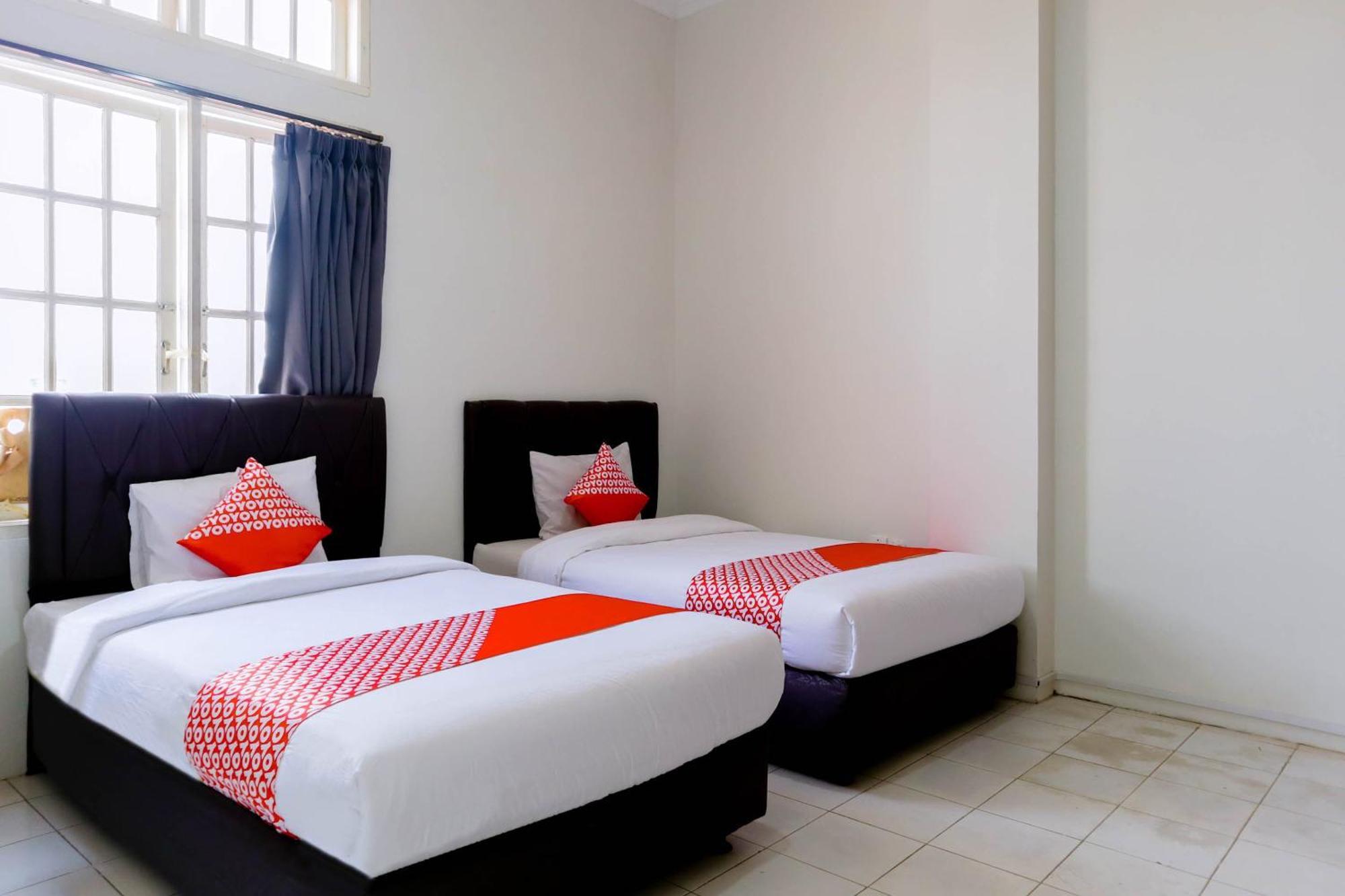 Oyo 1111 Pasar Baru Inn Jakarta Exteriör bild