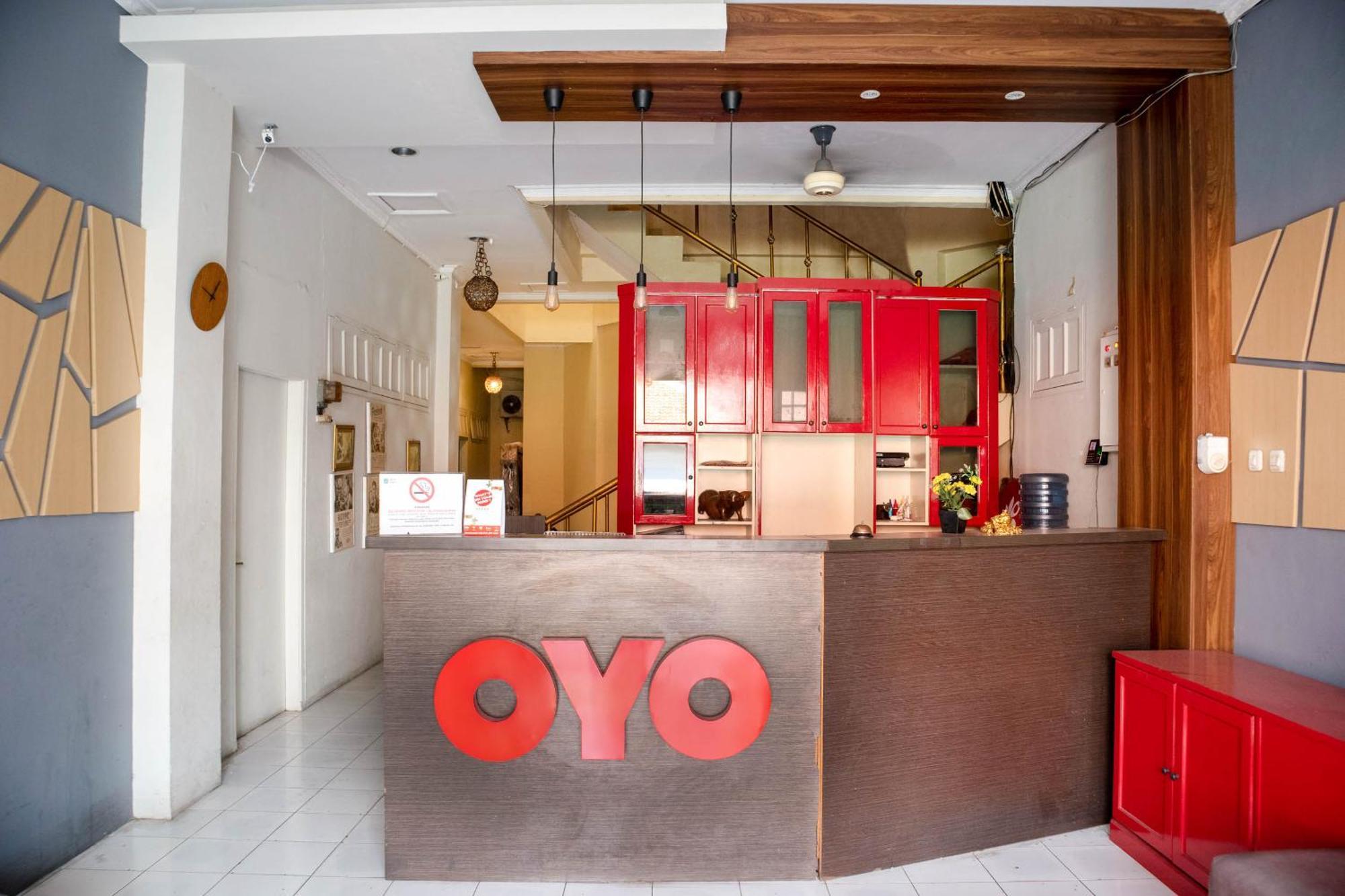 Oyo 1111 Pasar Baru Inn Jakarta Exteriör bild